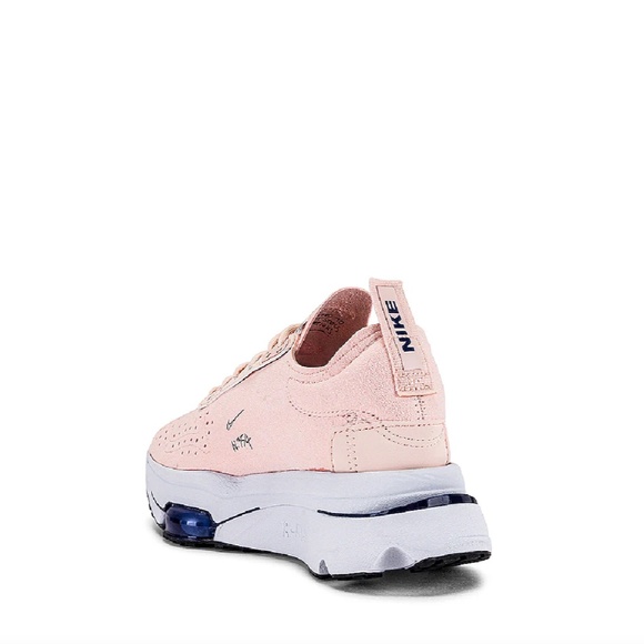 Nike Air Zoom Type Sneaker Orange Pearl SIZE 7 - Picture 2 of 3